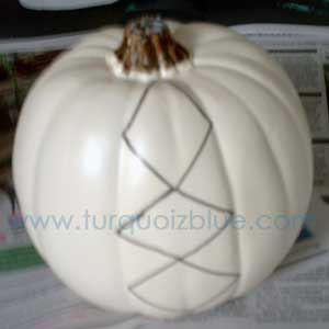 Halloween Harlequin Pumpkin Tutorial by www.turquoizblue.com